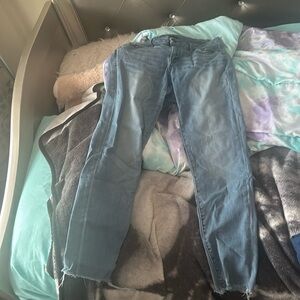 I’m selling jeans